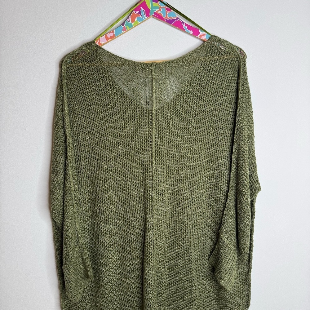 NWT | LA MIEL | Women's Olive Green V-Neck Sweater | Size M/L - Picture 4 of 6